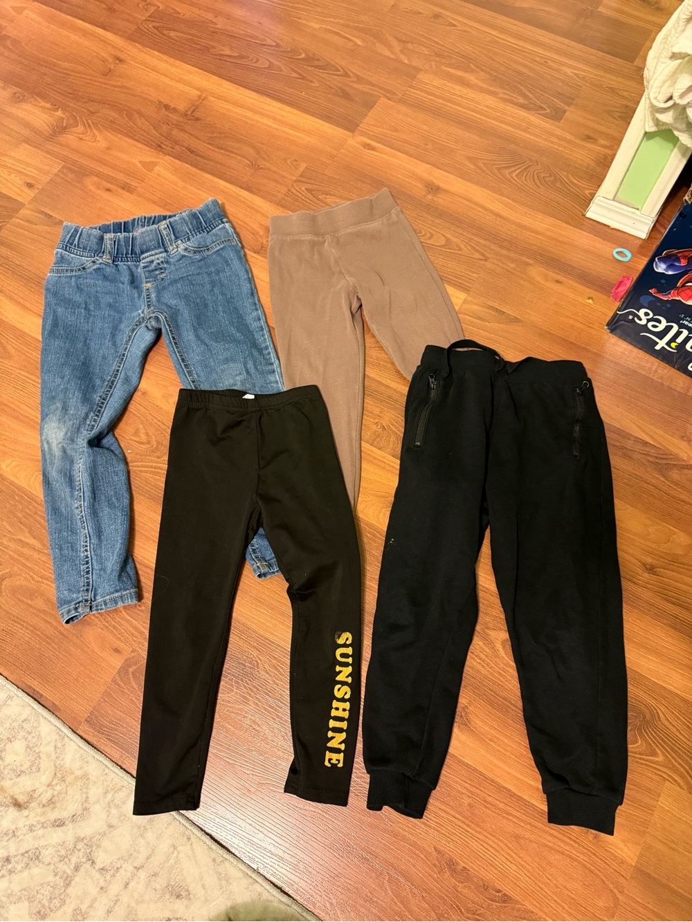 Girls 5/6 pants lot